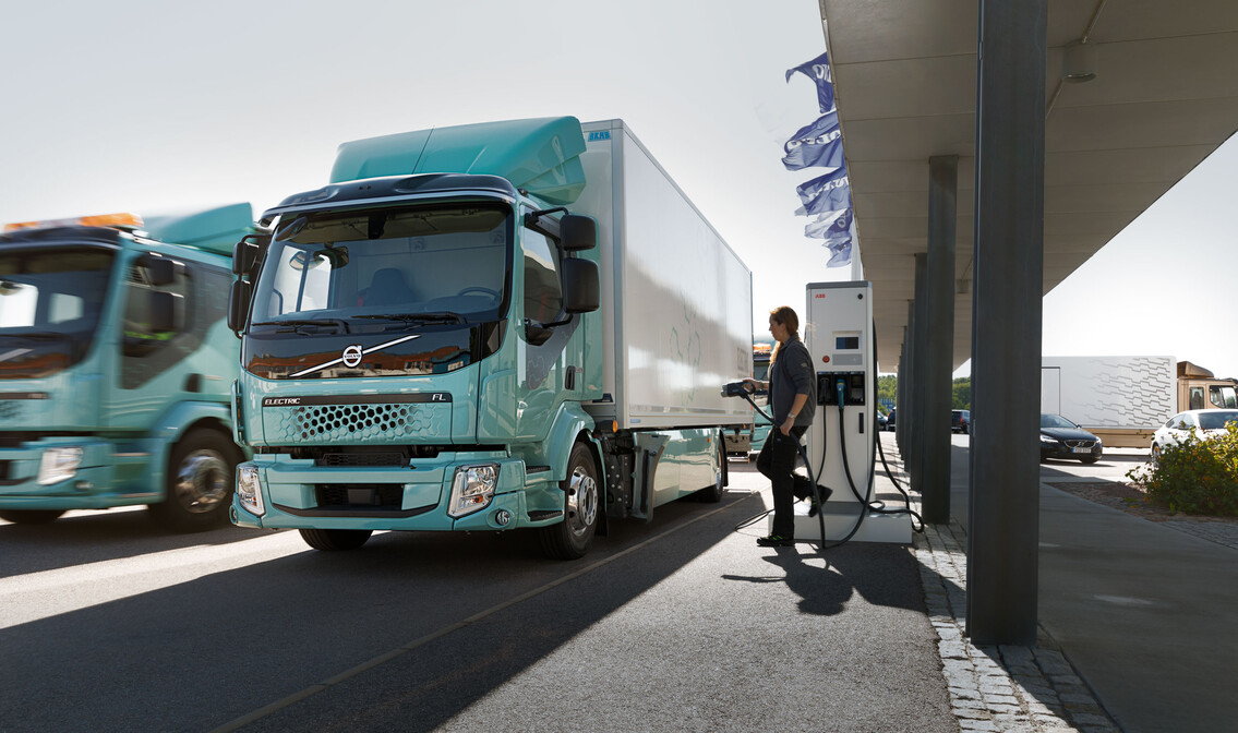 Nijwa-Zero-Volvo-Trucks-FE-Electric-2